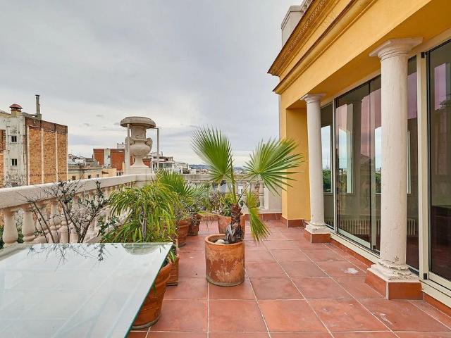 Ático en alquiler en calle De Roman Macaya, Barcelona, de 190 m² 3 habitaciones por 4.700