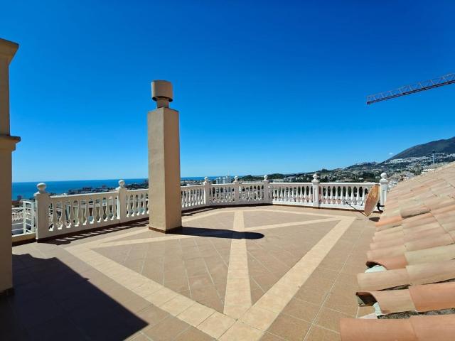Atico en alquiler en Benalmadena