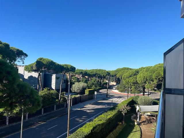 Ático en alquiler en calle, Castelldefels, de 88 m² 2 habitaciones por 2.200