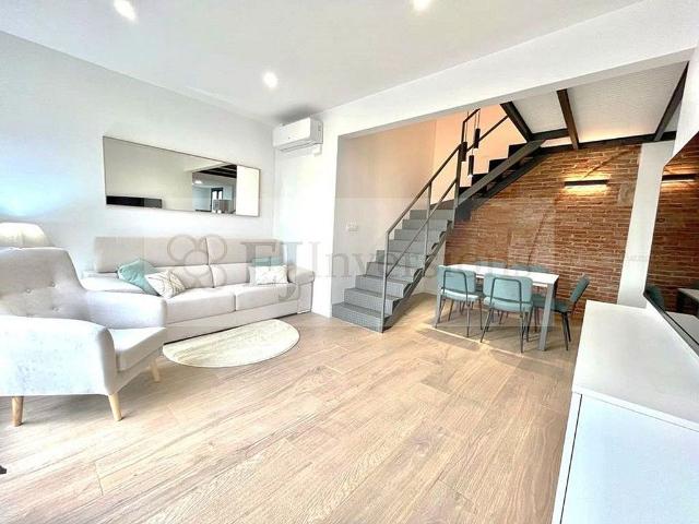 Ático en alquiler en calle D'artesa de Segre, Barcelona, de 145 m² 4 habitaciones por 3.600