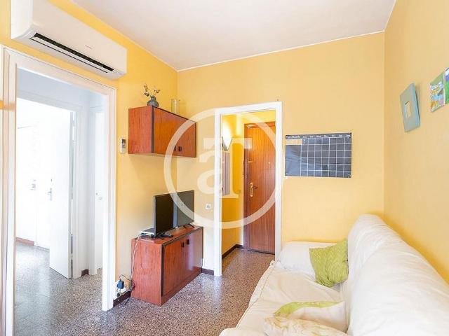 Ático en alquiler en calle De Xifré, Barcelona, de 43 m² 1 habitación por 1.150