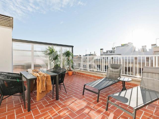 Ático en alquiler en calle De Balmes, Barcelona, de 79 m² 1 habitación por 2.870