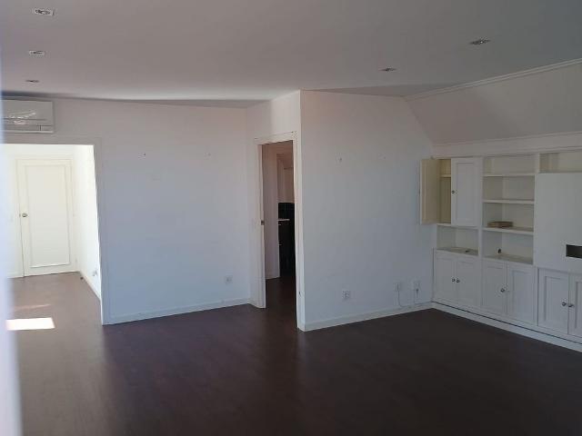 Ático en alquiler en calle De Carrencà, Barcelona, de 166 m² 3 habitaciones por 3.600