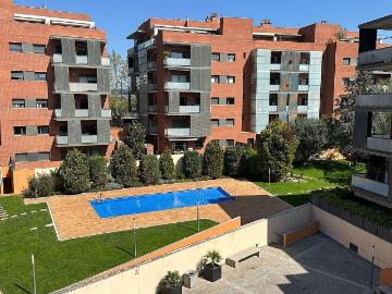 Ático en alquiler en calle De Jaume de Montcorb, Sant Cugat del Vallès, de 96 m² 4 habitaciones por 2.700