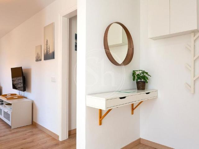 Ático en alquiler en calle De Las Navas de Tolosa, Barcelona, de 45 m² 2 habitaciones por 1.495