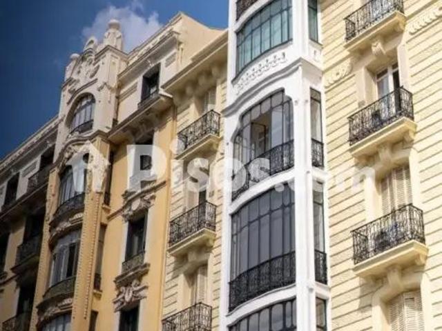 Ático en alquiler en Calle de Montalbán