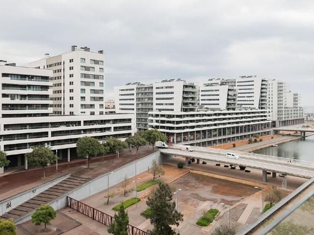 Ático en alquiler en calle De Pi i Margall, Badalona, de 128 m² 3 habitaciones por 1.995