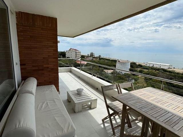Ático en alquiler en calle De Premià, Gavà, de 110 m² 3 habitaciones por 3.800