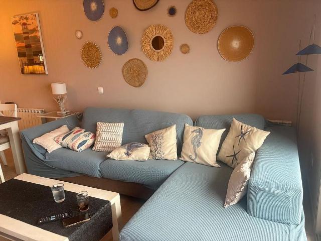 Ático en alquiler en calle De Rafael Casanova, Cubelles, de 79 m² 3 habitaciones por 1.400