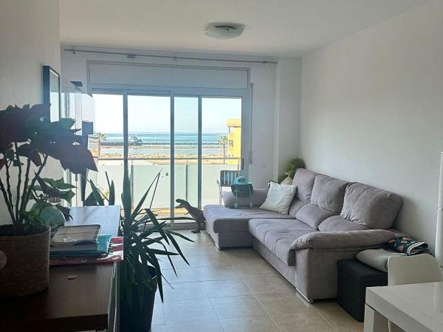 Ático en alquiler en calle De Rafael Casanova, Cubelles, de 85 m² 4 habitaciones por 1.237