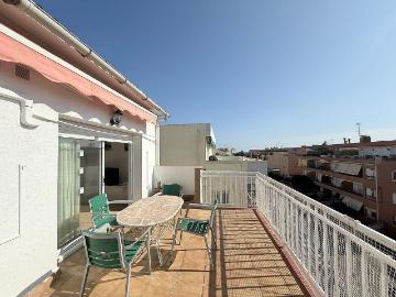Ático en alquiler en calle De Rovira i Virgili, Cunit, de 75 m² 3 habitaciones por 1.000