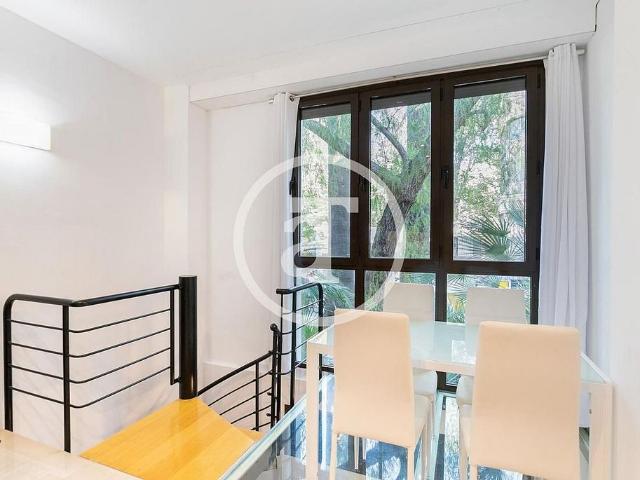 Ático en alquiler en calle De Solà, Barcelona, de 60 m² 2 habitaciones por 1.790