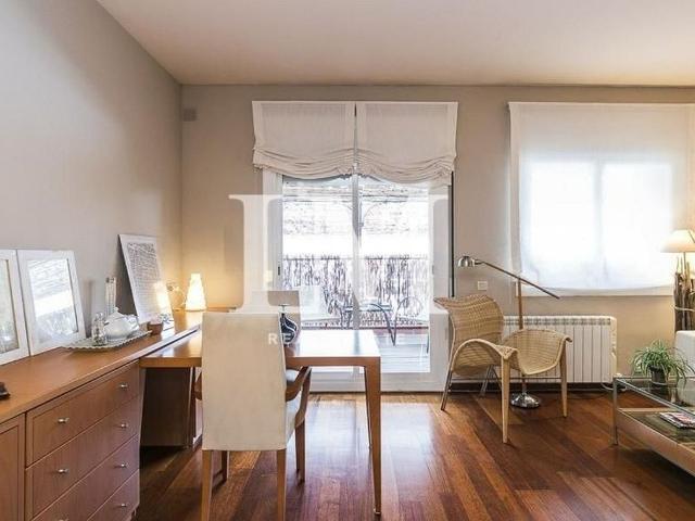 Ático en alquiler en calle Del Doctor Rizal, Barcelona, de 65 m² 1 habitación por 1.300