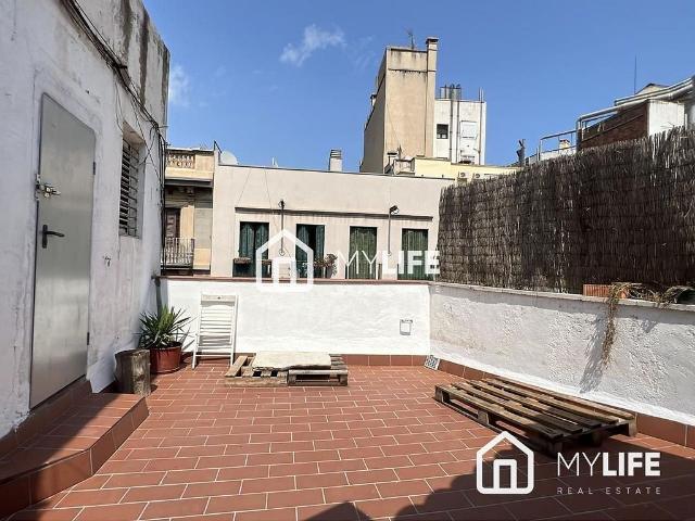 Ático en alquiler en calle Del Rec, Barcelona, de 49 m² por 1.250