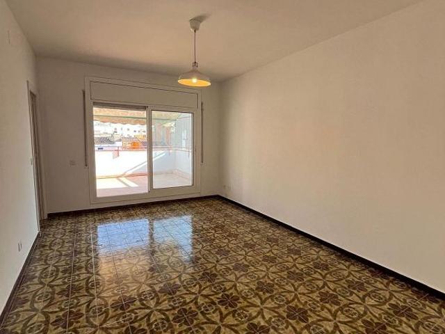 Ático en alquiler en calle Del Teatre, Vilanova i La Geltrú, de 70 m² 3 habitaciones por 1.260