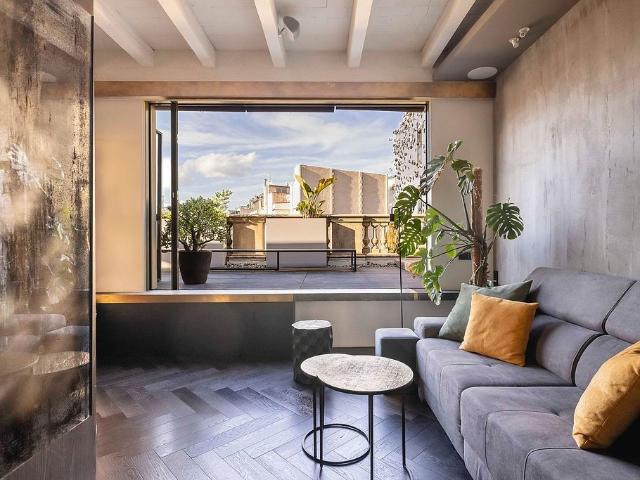 Ático en alquiler en calle Laietana, Barcelona, de 132 m² 1 habitación por 4.400