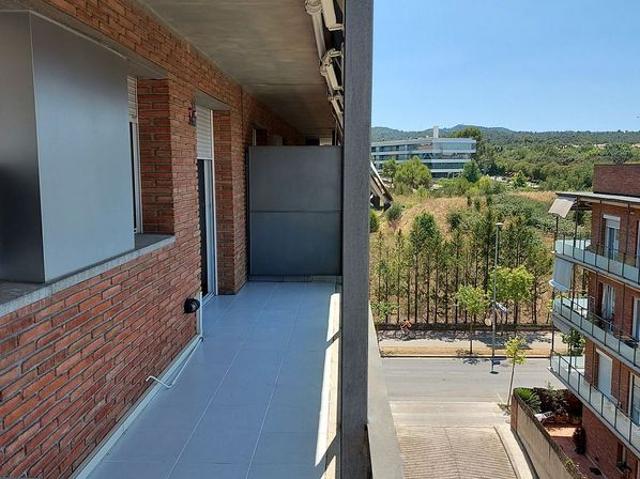 Ático en alquiler en calle Pla del Vinyet, Sant Cugat del Vallès, de 87 m² 3 habitaciones por 2.150