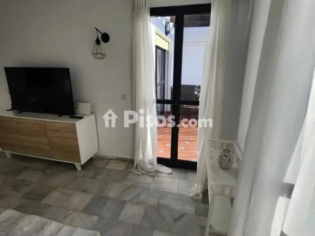 Ático en alquiler en Estepona