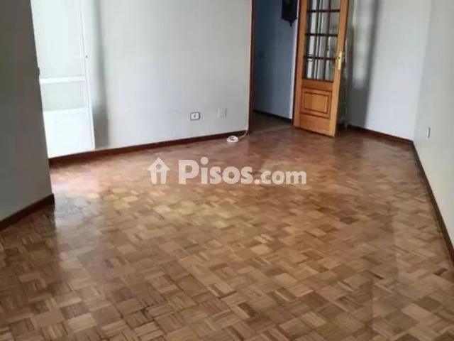 Ático en alquiler en Fernández Ladreda Ciudad de Piedra