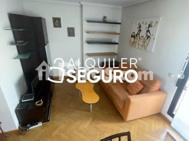 Ático en alquiler en Latina