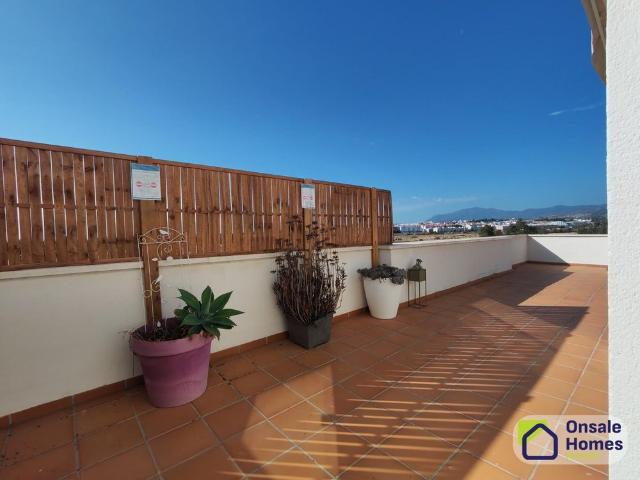 Atico en alquiler en Nueva Andalucia, Marbella