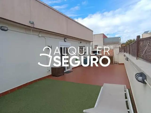 Ático en alquiler en Pablo Iglesias