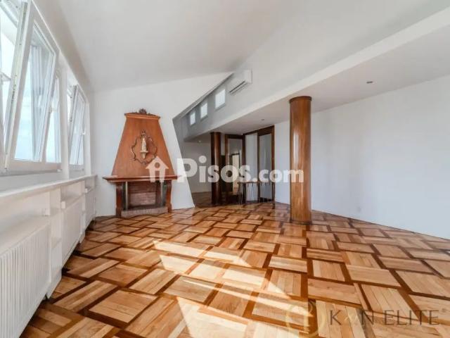 Ático en alquiler en Palacio