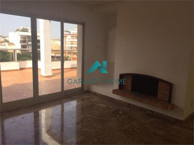 Atico en alquiler en Puerto deportivo, Fuengirola