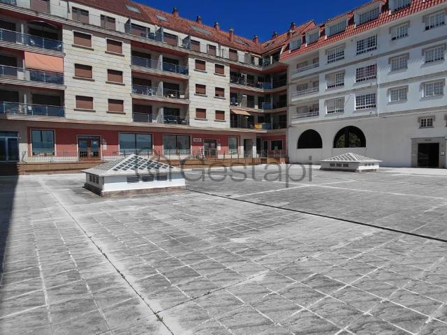 ÁTICO EN COMBARRO CON PLAZA PARA YATE Y ACCESO DIRECTO A LA PLAYA