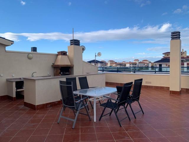 Ático en la primera linea del mar en Alquiler con Espectaculares Vistas al Mar y Parque Molino con su propio solarium!