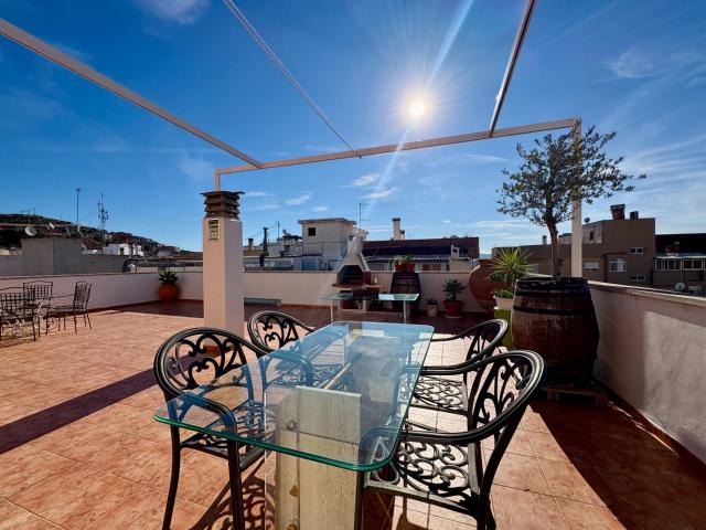 Ático en planta de 3 habitaciones con terraza en Cabezo de Torres