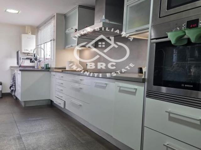Ático moderno en Benetusser con terraza y vistas espectaculares