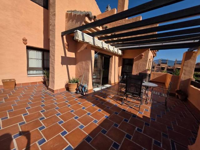 Ático/Buhardilla en Venta en Estepona