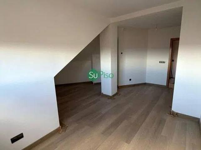 Ático/Buhardilla en Venta en Yeles