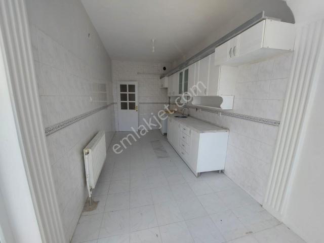 Atifbey Mah.de Üc Cepheli 3+1 140 M2 Kiralık Daire