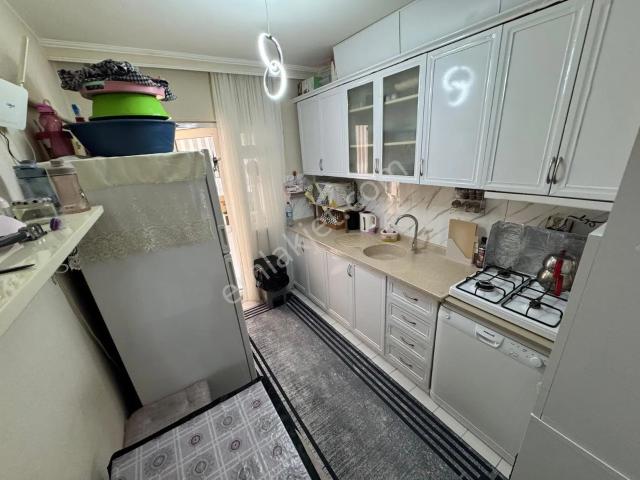 Çatkapıdan Acill Satılık Ara Katta Bağımsız Masrafsız Ön Cephe 2+1 Daire
