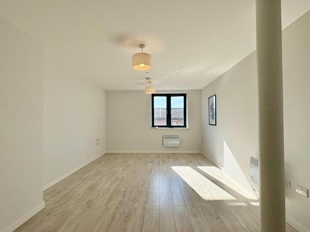 Atkinson Street, Leeds LS10, 1 bed flat to rent, £1,050 pcm | PrimeLocation