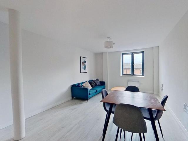 Atkinson Street, Leeds LS10, 2 bed flat to rent, £1,295 pcm | PrimeLocation