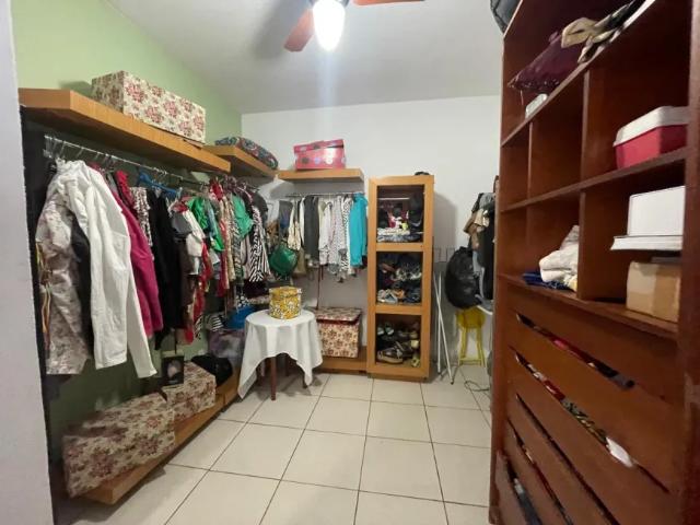 Atlântica Imóveis tem excelente casa para locação no Condomínio Ilha da Caieira, Macaé/RJ