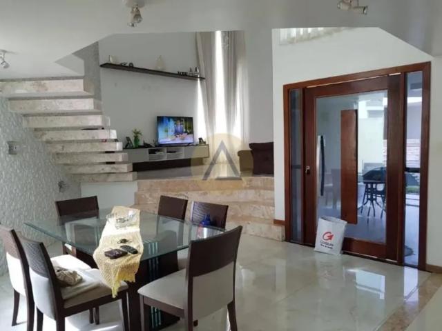 Atlântica Imóveis oferece excelente casa com 3 dormitórios à venda no Vale dos Cristais Macaé/RJ