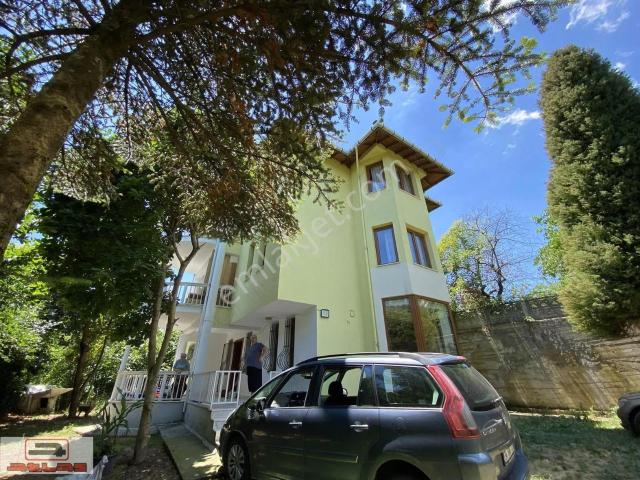Atlas Emlak Kartepe Maşukiye Kiralık Müstakil Villa