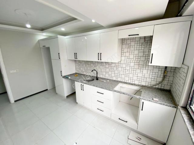 Atlas Emlak Kiralık 3+1 Çatı Eğimsiz Harika Teras