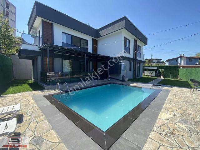 Atlas Emlak Kocaeli Kartepe Maşukiye Satılık Müstakil Villa