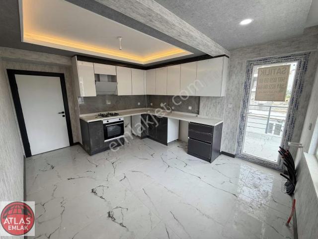 !atlas'tan Cadde Arkası 3+1 Giyinme Odalı Masrafsız 130 M2 Daire
