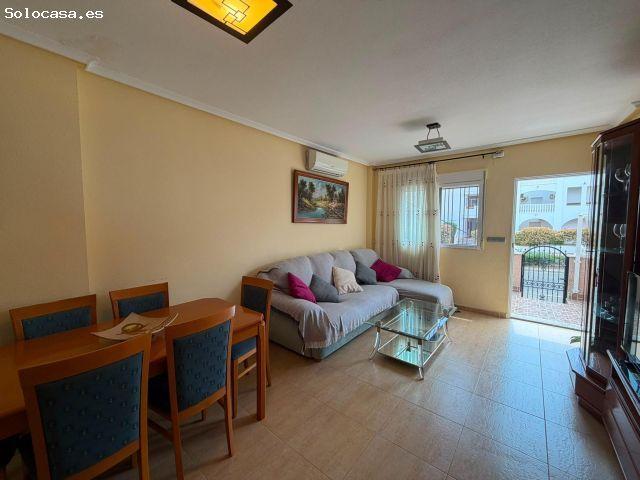 Atractivo chalet adosado en alquiler a largo plazo en Villamartín, Orihuela Costa