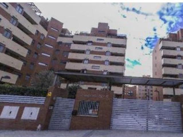 Atractivo Piso en Orcasitas, Madrid Oportunidad Única