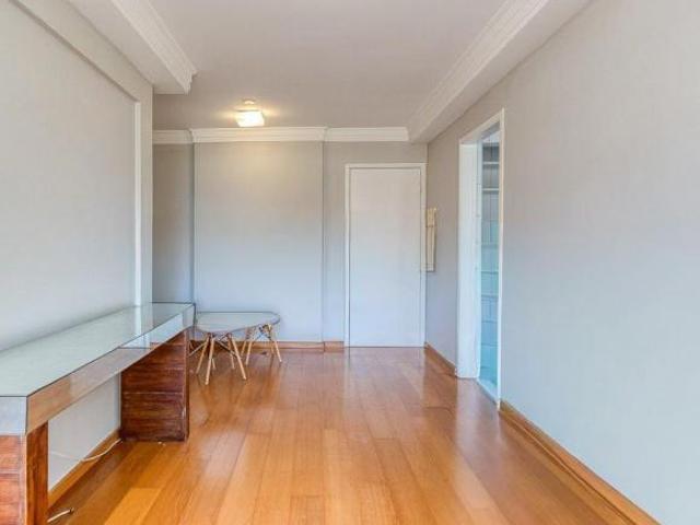 Funcional apartamento para venda em Barra Funda com 2 quartos, sendo 1 suíte, 66m²