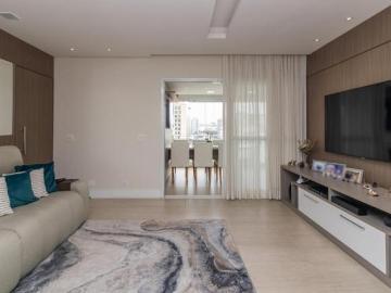Confortável apartamento para venda em Bosque da Saúde com 3 quartos, sendo 3 suítes, 110m²