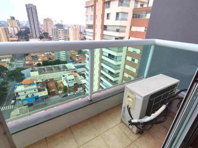 Confortável apartamento para venda em Vila Gumercindo com 2 quartos, sendo 1 suíte, 62m²