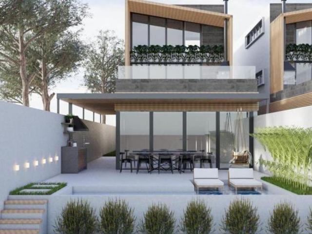 Espetacular casa em condomínio para venda com 4 quartos, sendo 4 suítes, 261.57m²